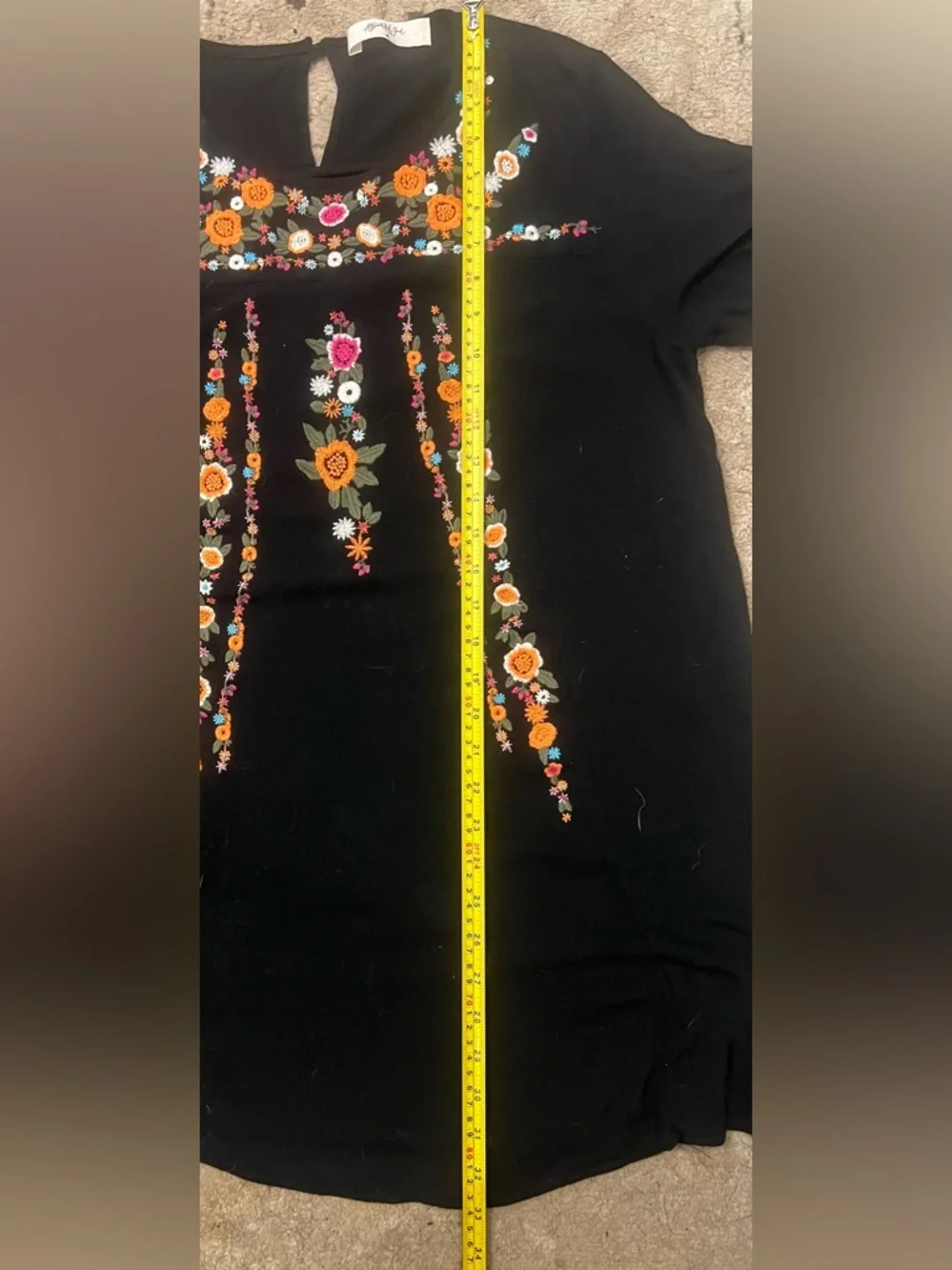 A Beautiful Soul Black Floral Embroidered Dress‎ Sz A L 100% Rayon Above Knee